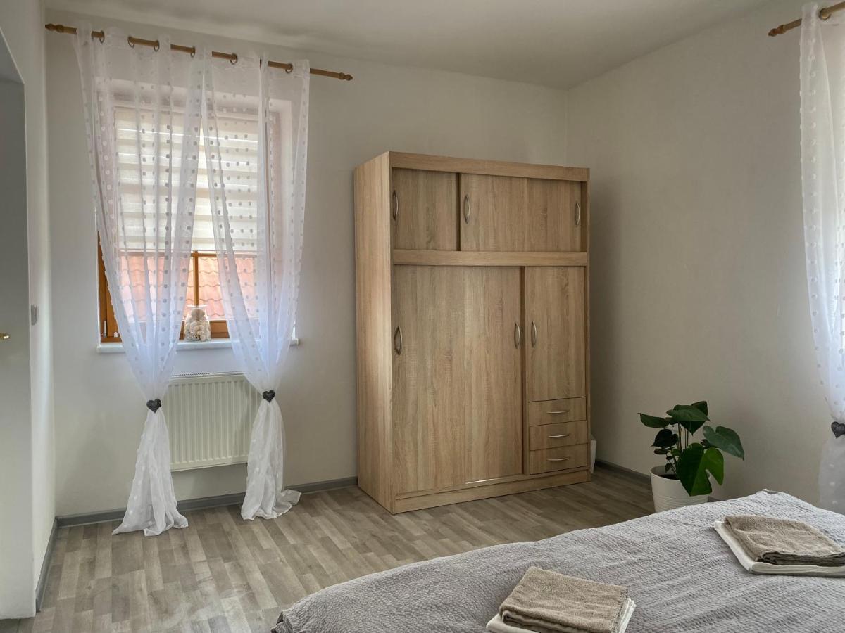 Apartman Simon Cheb Eksteriør billede